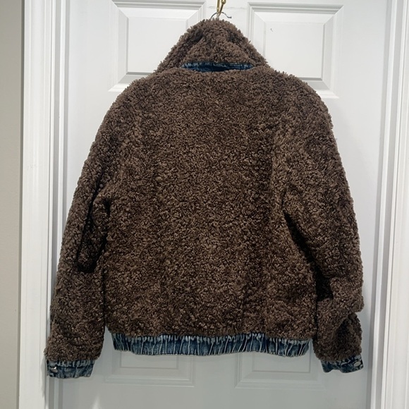 Easel Mocha Asymmetric Zip Lapel Collared Neckline Teddy Fur Denim Sherpa Jacket - Picture 10 of 13